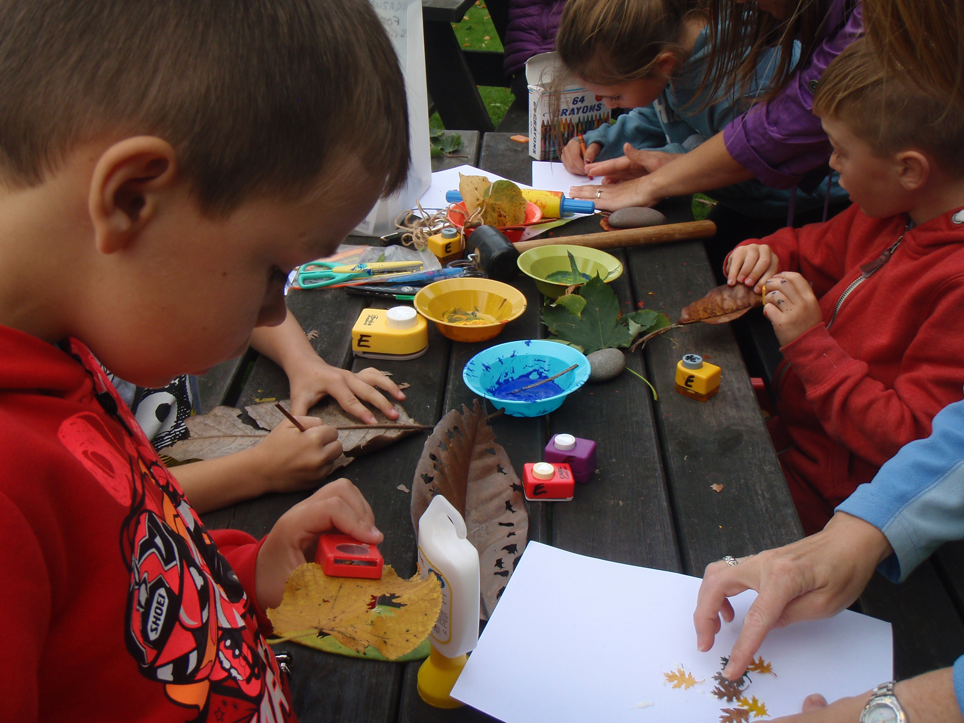 castle Kennedy Garden Ranger Leaf Art Activity